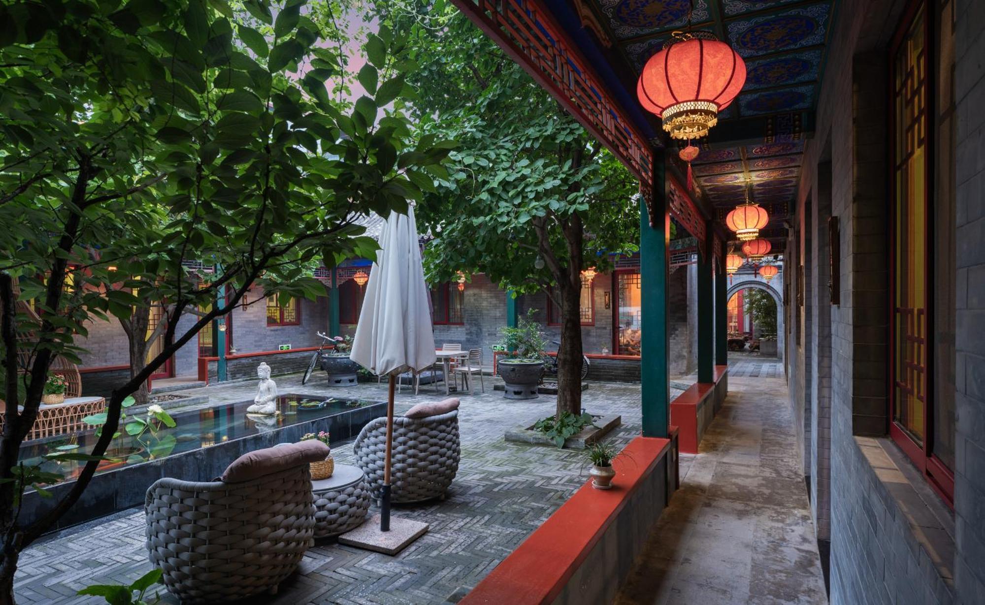 Hotel Cote Cour Deductive Beijing - Quadrangle Close To Tiananmen Square & Forbidden City & Nanluoguxiang, Walk To Wangfujing, English Speaking, Free Wifi, Free Laundry, Free Wonton & Noodles With Tour Ticket Service, Free Selfies With Ancient Costum Exterior foto