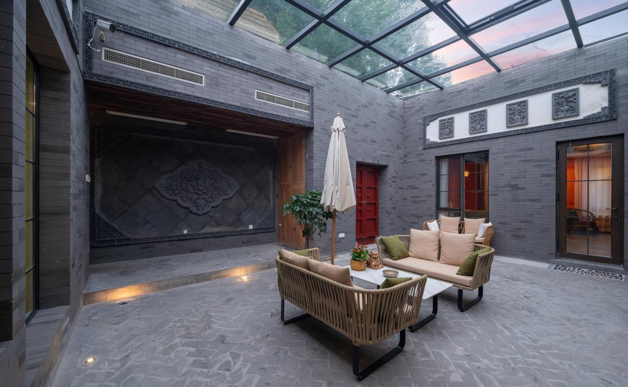 Hotel Cote Cour Deductive Beijing - Quadrangle Close To Tiananmen Square & Forbidden City & Nanluoguxiang, Walk To Wangfujing, English Speaking, Free Wifi, Free Laundry, Free Wonton & Noodles With Tour Ticket Service, Free Selfies With Ancient Costum Exterior foto