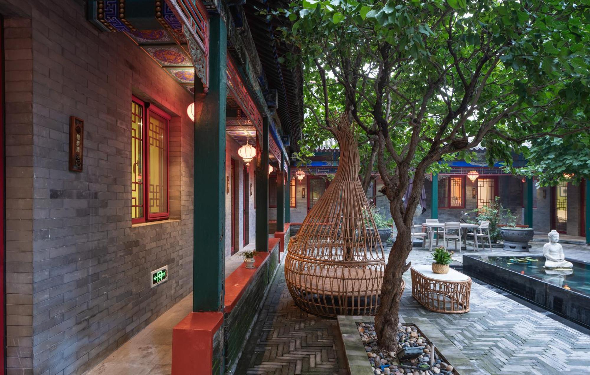 Hotel Cote Cour Deductive Beijing - Quadrangle Close To Tiananmen Square & Forbidden City & Nanluoguxiang, Walk To Wangfujing, English Speaking, Free Wifi, Free Laundry, Free Wonton & Noodles With Tour Ticket Service, Free Selfies With Ancient Costum Exterior foto