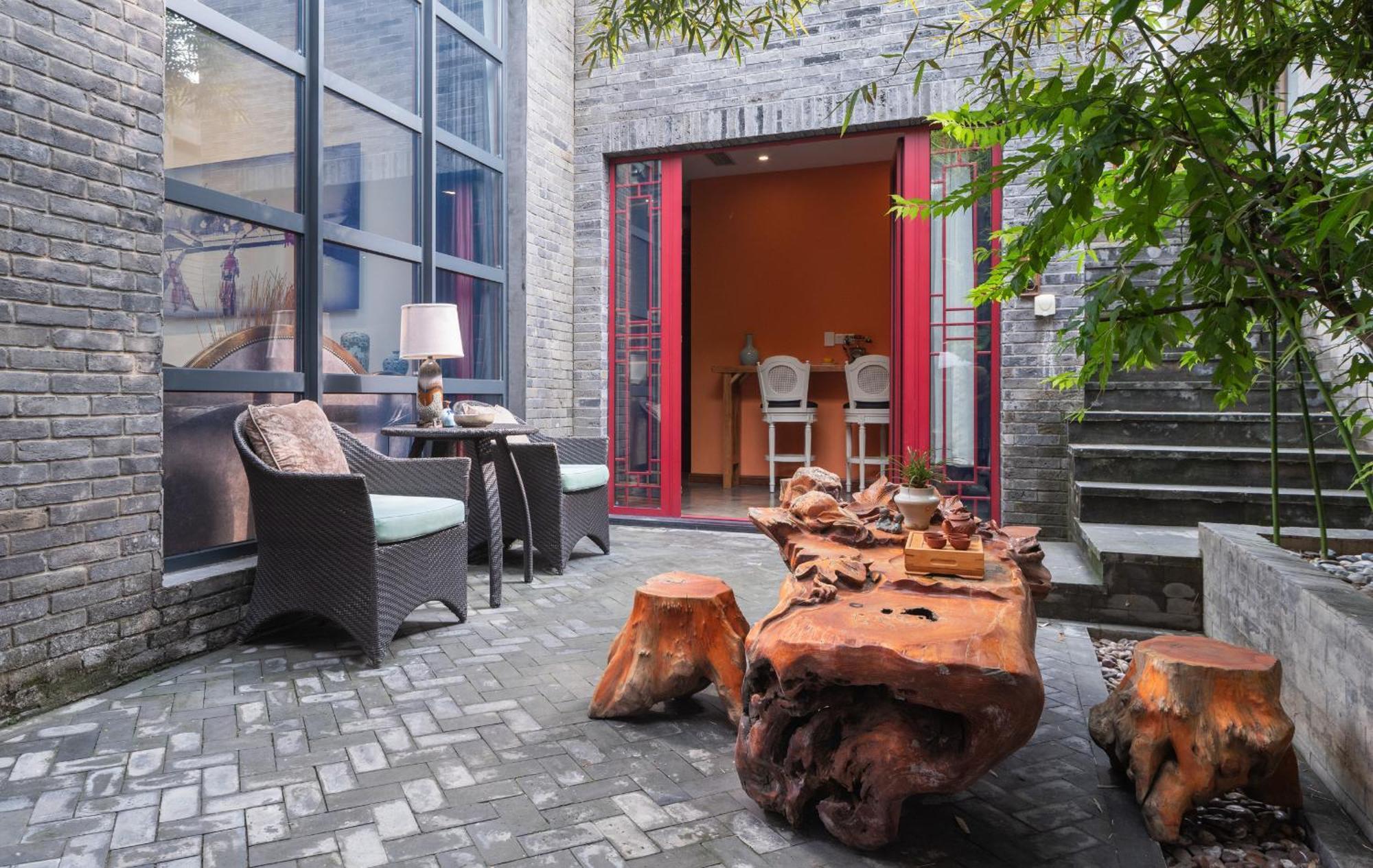 Hotel Cote Cour Deductive Beijing - Quadrangle Close To Tiananmen Square & Forbidden City & Nanluoguxiang, Walk To Wangfujing, English Speaking, Free Wifi, Free Laundry, Free Wonton & Noodles With Tour Ticket Service, Free Selfies With Ancient Costum Exterior foto